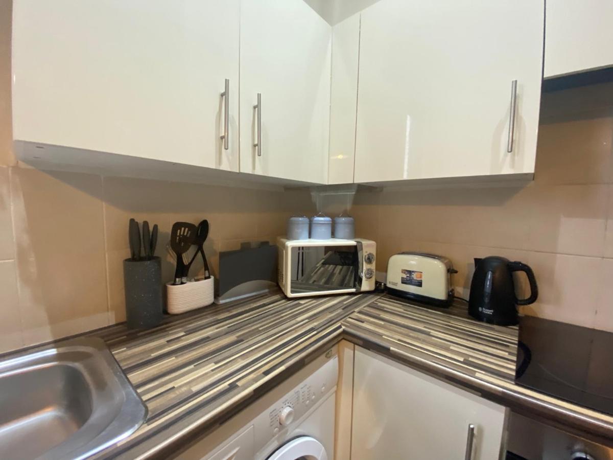Cosy Studio Apartment - Recently Renovated! แมนส์ฟีลด์ ภายนอก รูปภาพ
